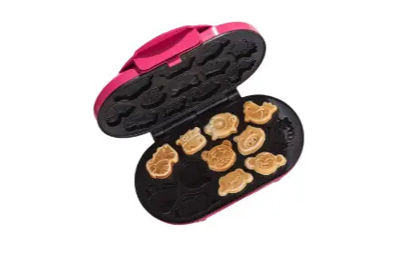Animal-shaped waffle iron